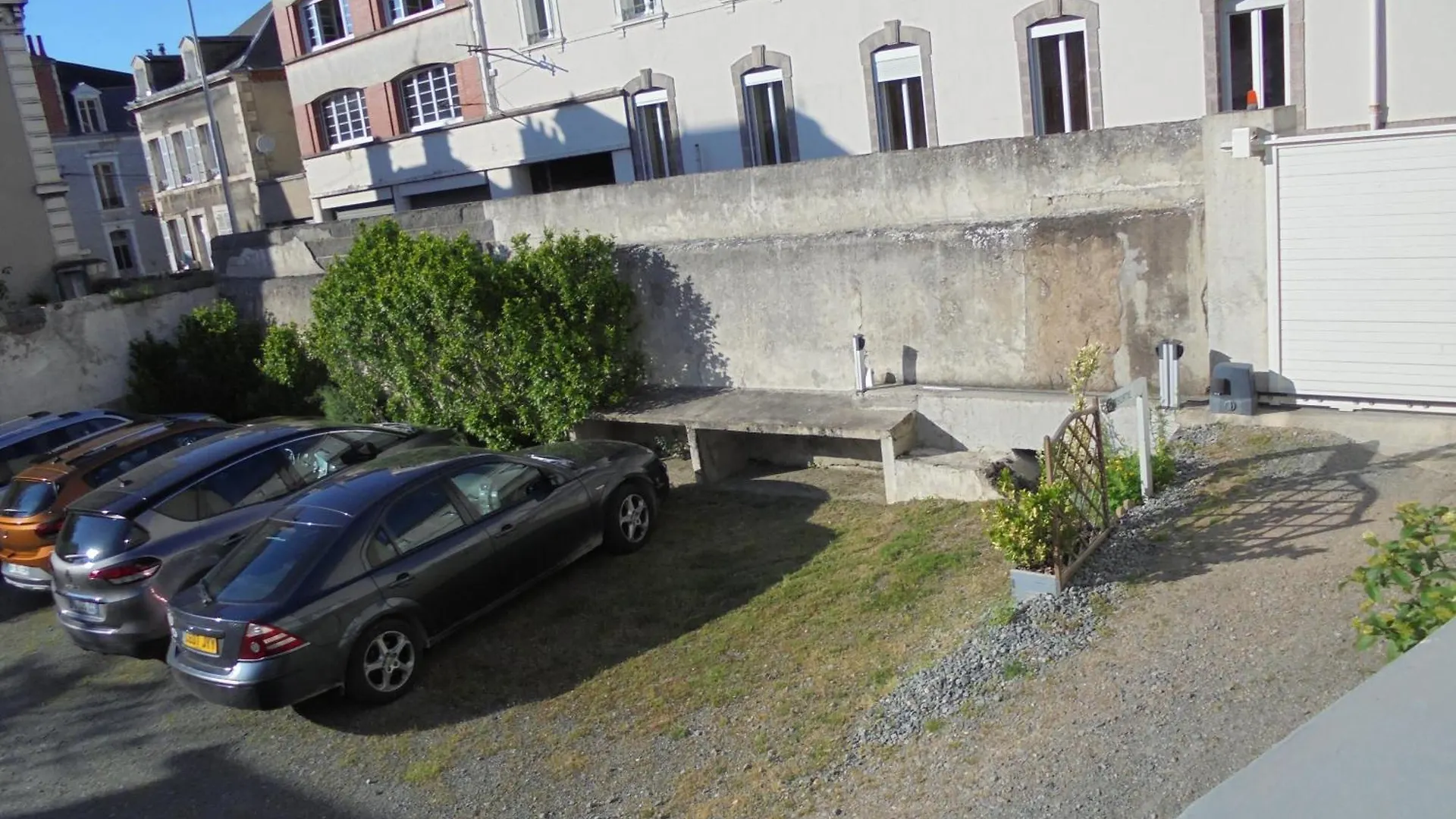 Hotel De La Gare Montluçon 2*,