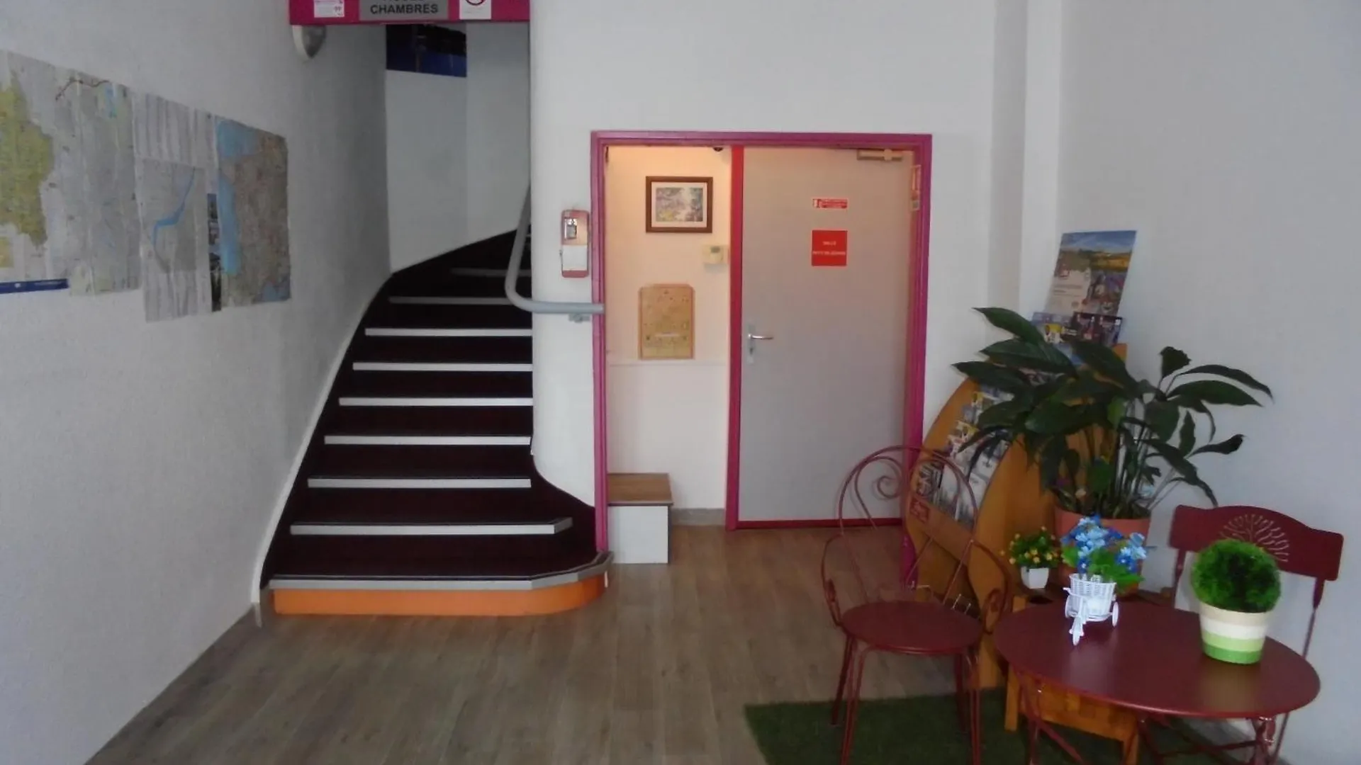Hotel De La Gare Montlucon